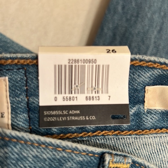 Levi Jeans - bought at Aritzia - Picture 4 of 4